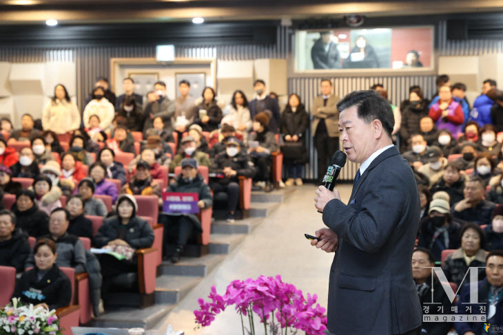 광명시, 재개발 재건축 전담 지원센터 만든다(사진=박승원 광명시장/광명시 제공)