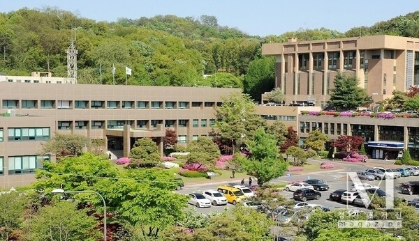 파주시가 어르신 안전하우징, 햇살하우징 , 아동 주거 빈곤 가구 클린서비스 등 3개 사업 지원한다.( 파주시청. 전경/파주시 제공)