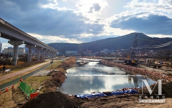 용인특례시, 유방동 일대 경안천 횡단 인도교 만든다(사진=유림교~무수교/용인시 제공)
