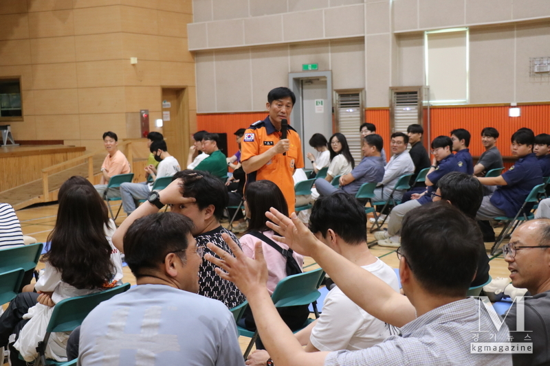 오산소방서, 성심학교에서 맞춤형 화재안전교육 진행 장면(사진=오산시 지곶동에 위치한 발달지체 학생 특수학교인 성심학교에서 관서장 화재안전교육 진행 장면/오산소방서 제공)