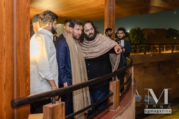 Messi experiences Vantara with Anant Ambani