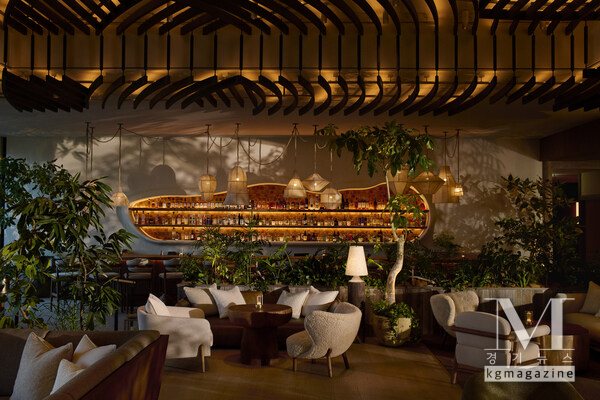 Bar Area at 1 Hotel Tokyo Credit: Mikkel Vang